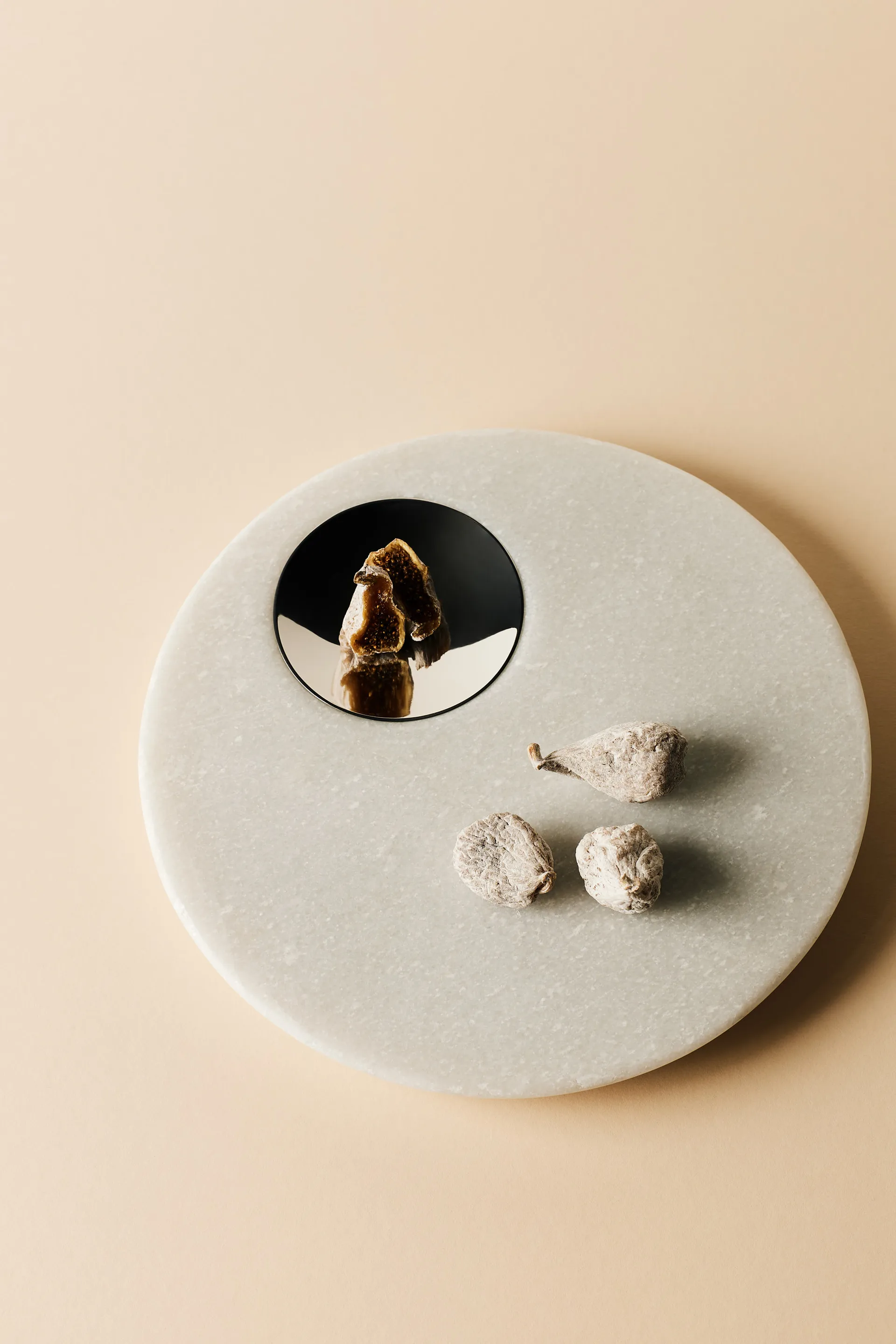 Stone serveringsbakke Ø22 cm, White marble-silver Tom Dixon