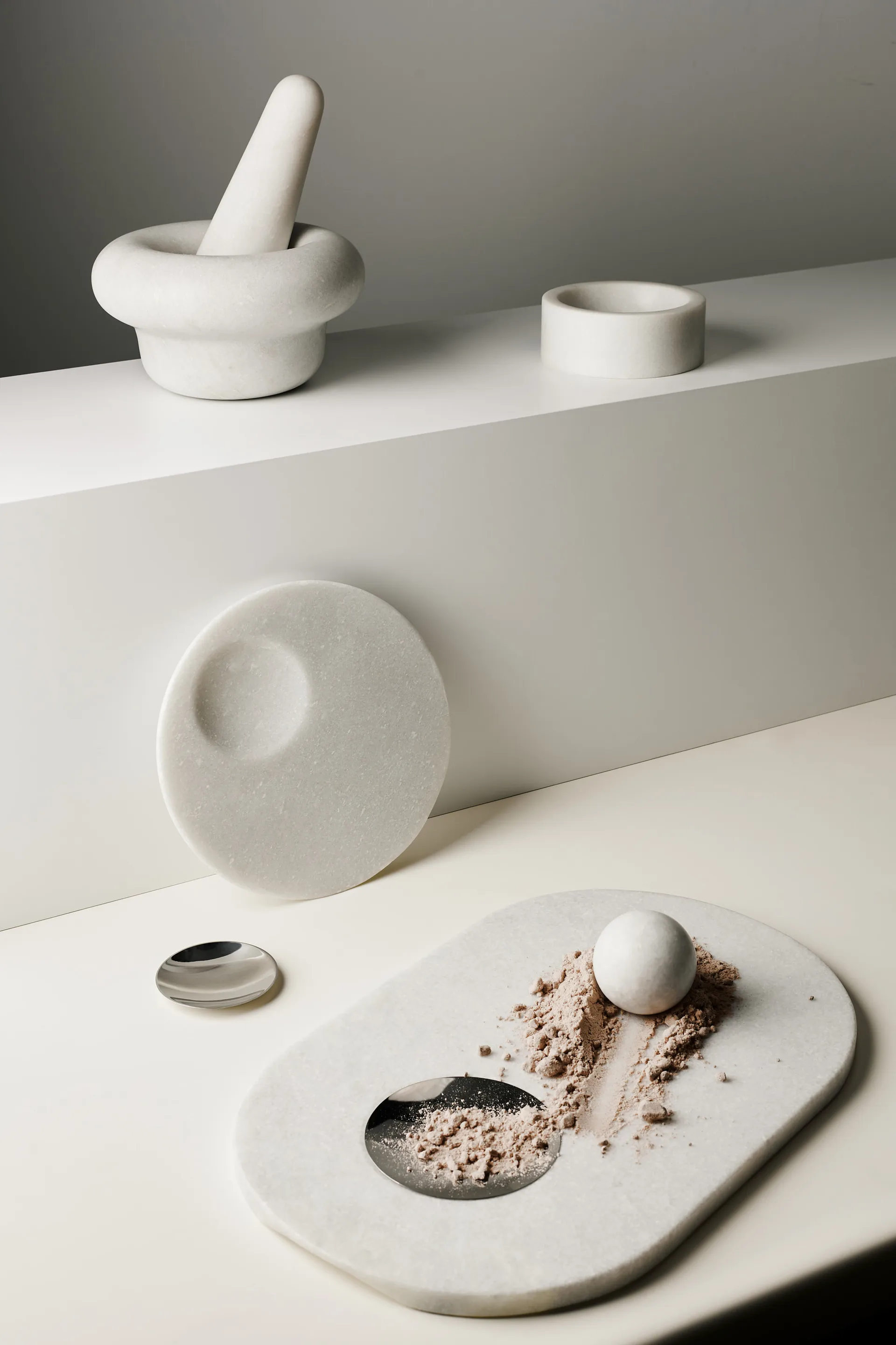 Stone serveringsbakke Ø22 cm, White marble-silver Tom Dixon