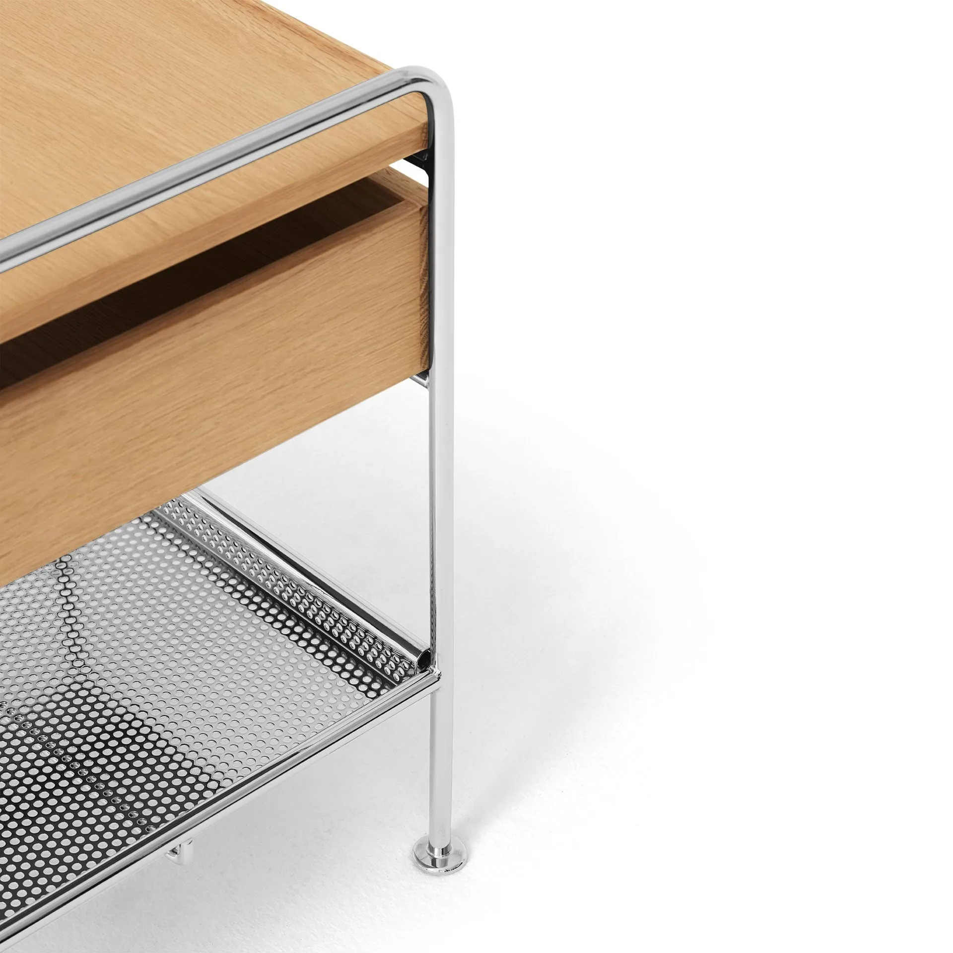 Alima NDS3 sidebord, Lakeret eg-krom &Tradition