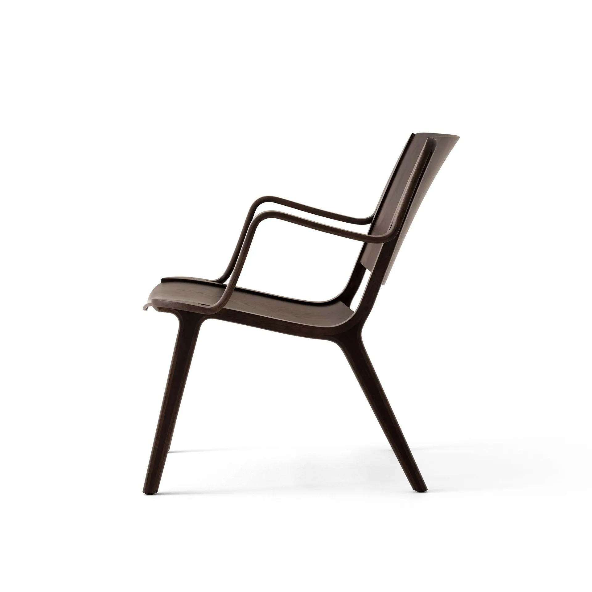 AX HM11 Lounge Chair med armlæn, Dark stained oak &Tradition