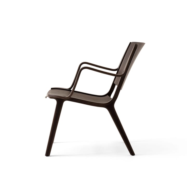AX HM11 Lounge Chair med armlæn - Dark stained oak - &Tradition