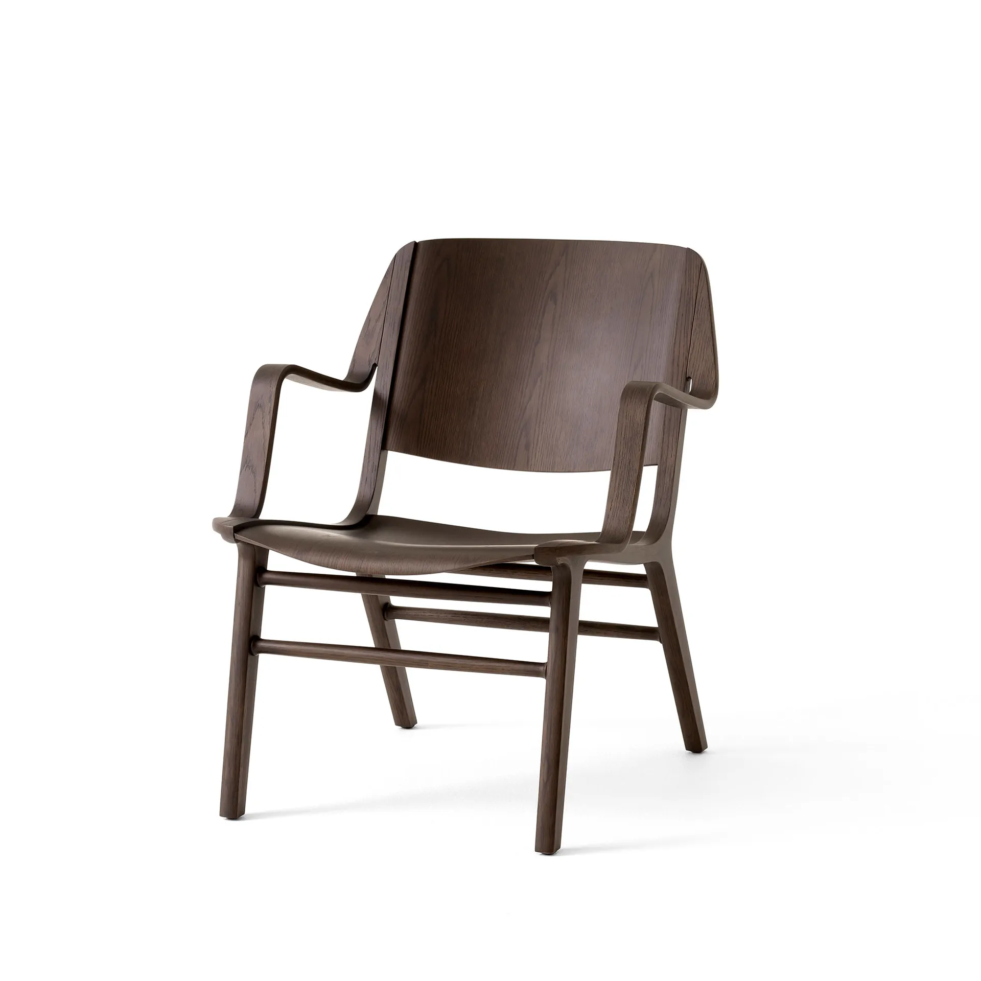 AX HM11 Lounge Chair med armlæn, Dark stained oak &Tradition