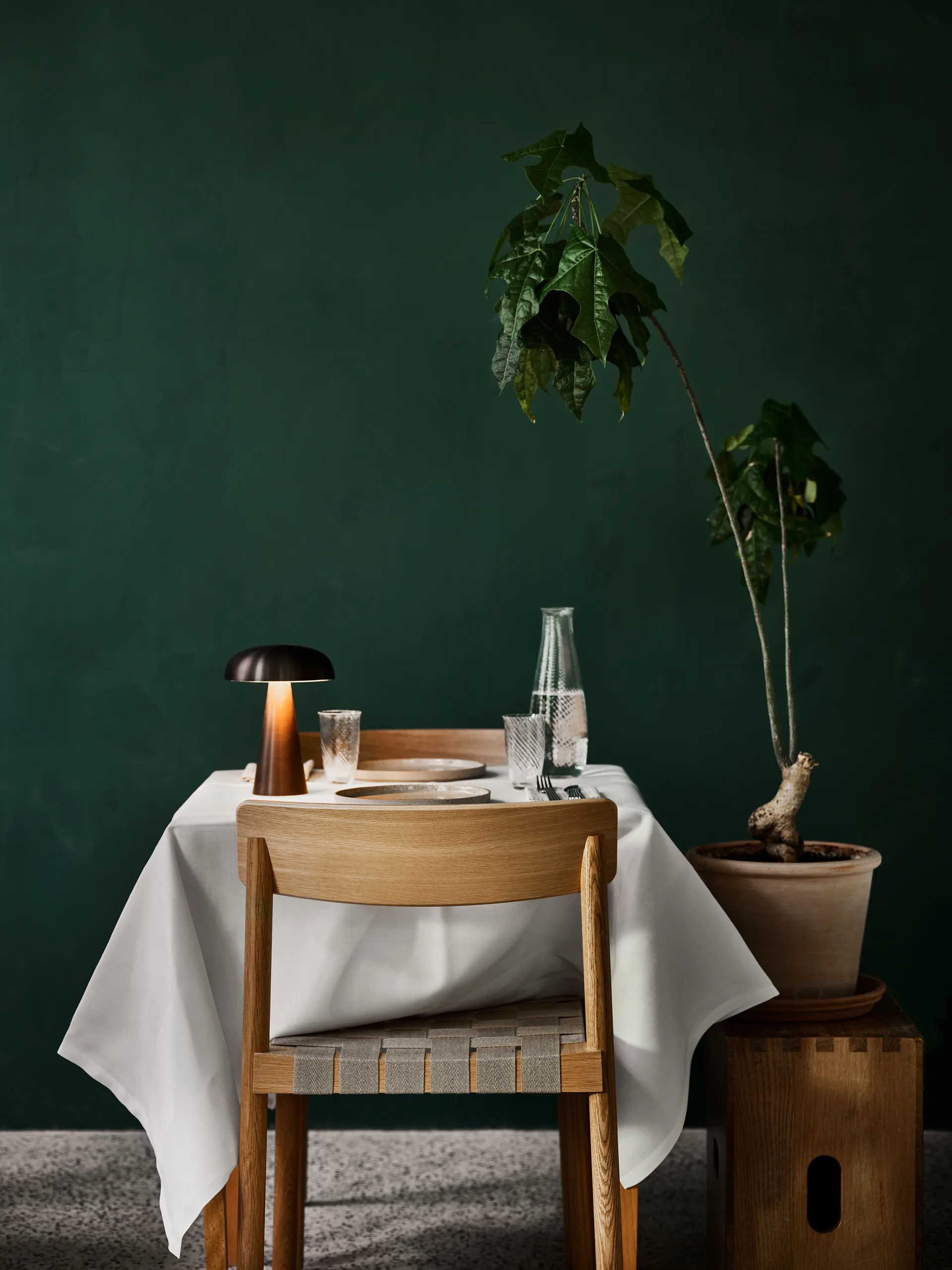 Betty TK1 stol, Eg-natur flettet linsestofssæde, 4 stk. &Tradition