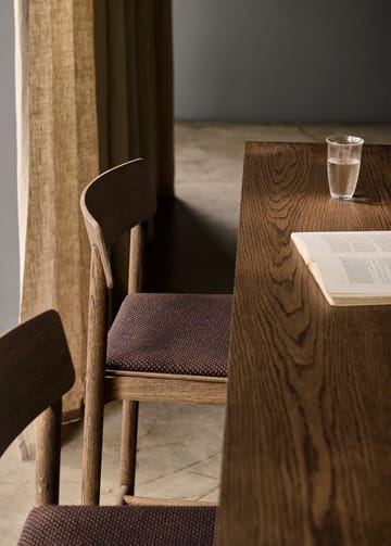Betty TK14 Counter Chair barstol 65 cm - Sisu 0785-røget eg - &Tradition