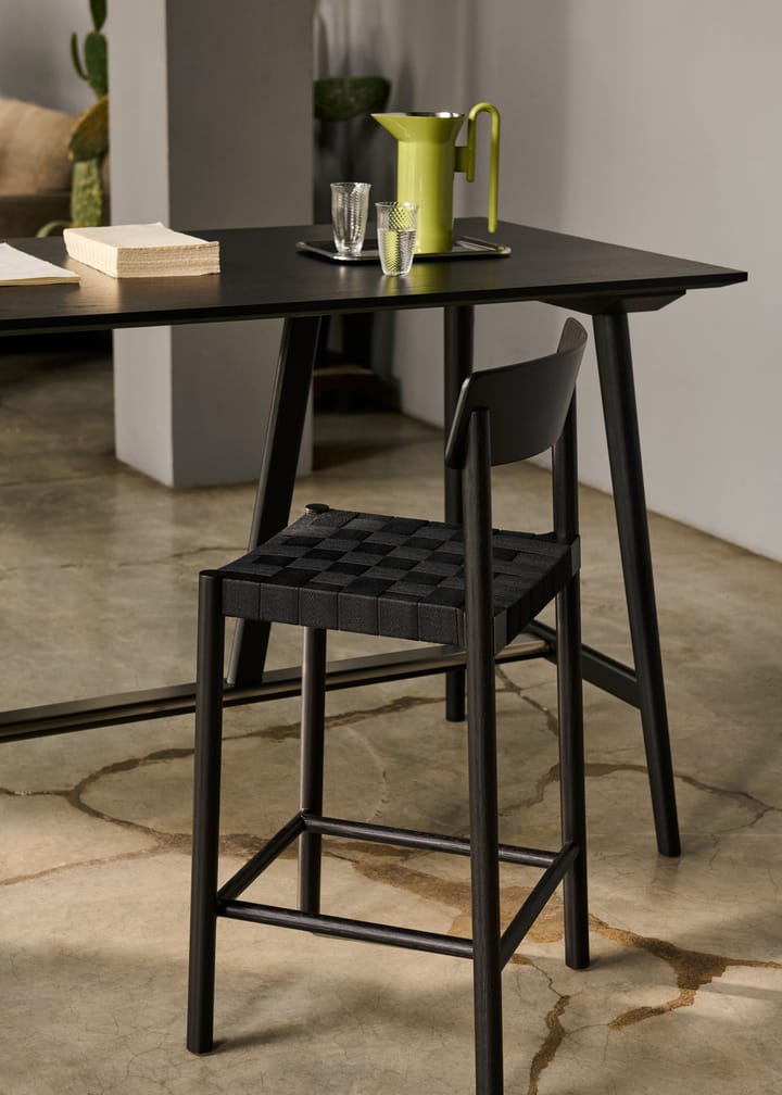Betty TK15 Bar Chair barstol 75 cm, Sortlakeret ask-sort hør &Tradition