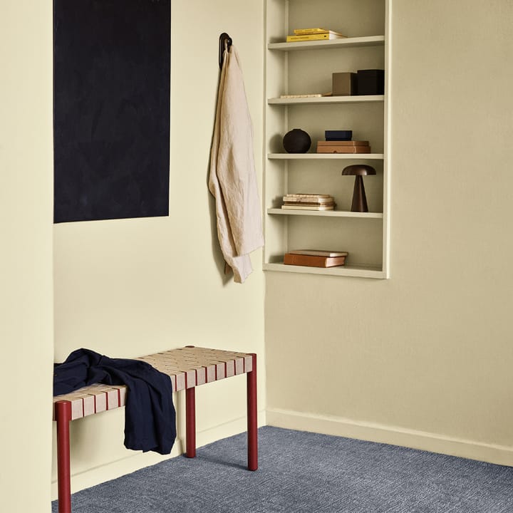 Betty TK4 bænk, oak, naturflettet lærredssæde &Tradition