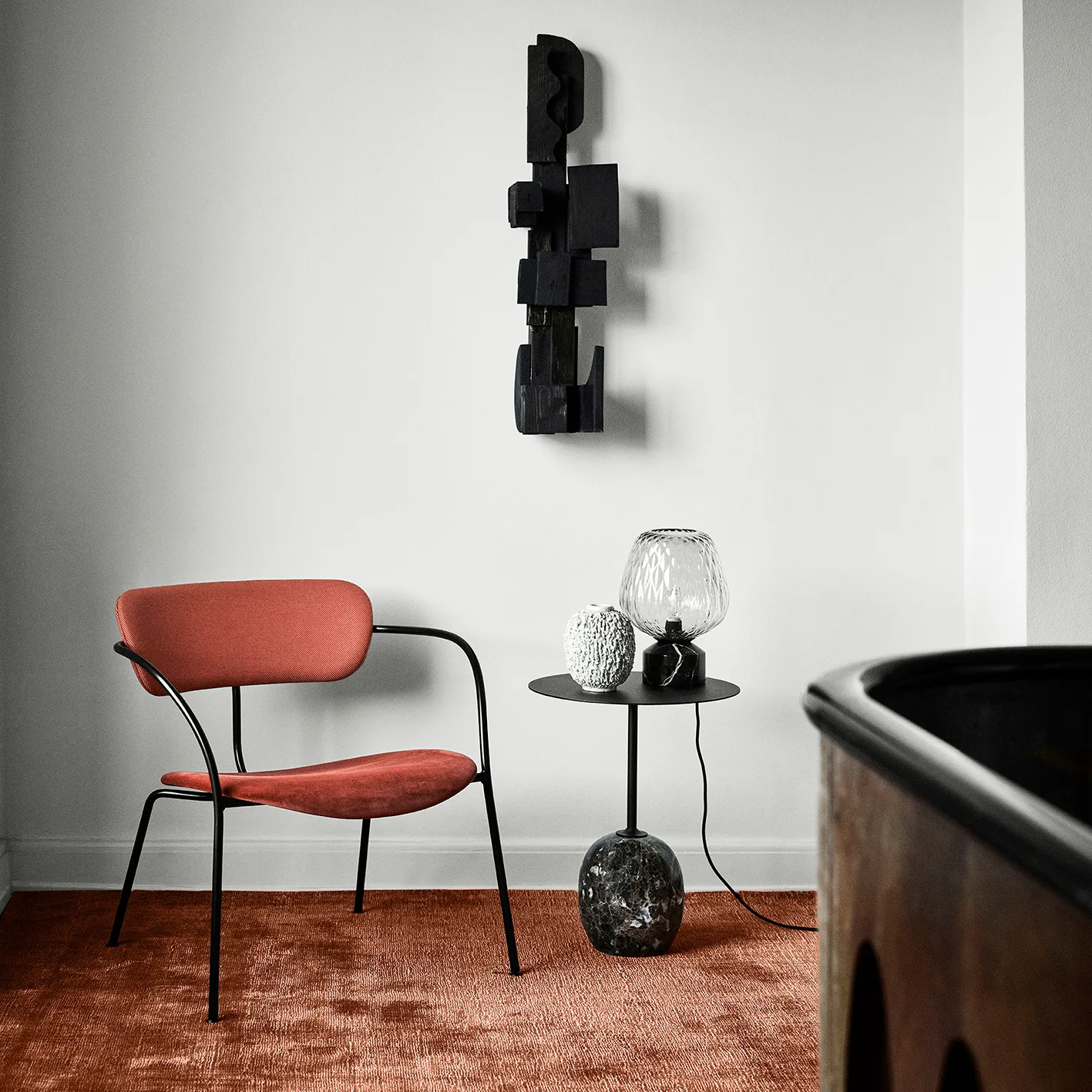 Blown bordlampe SW6, Sort marmor &Tradition