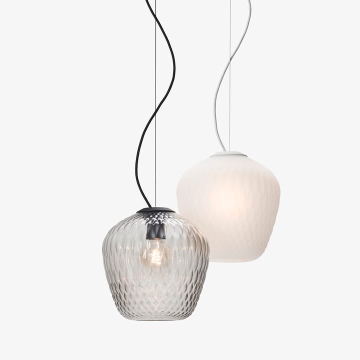 Blown loftlampe, sølv &Tradition
