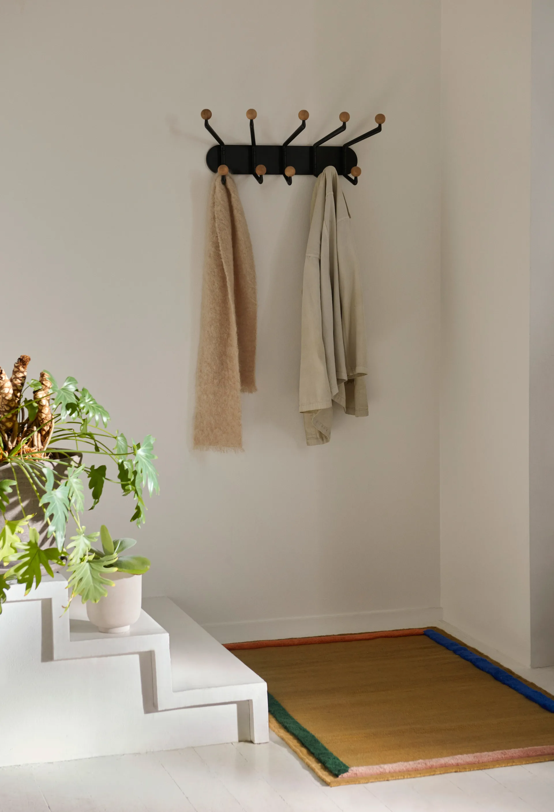 Capture SC76 krog 10-armet, Graphite/Oak &Tradition