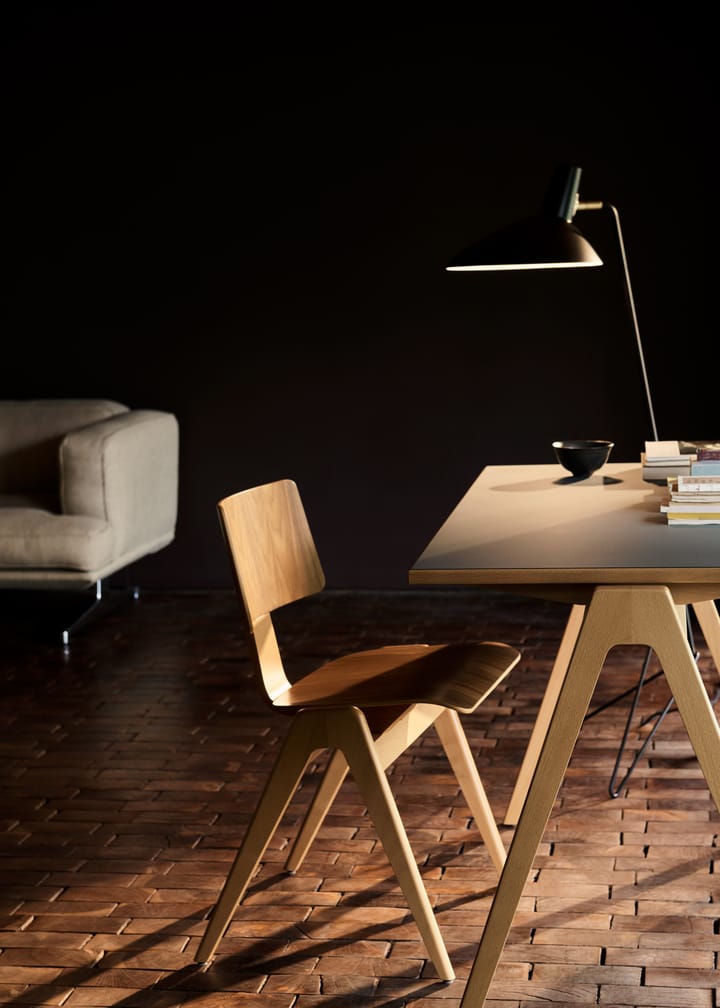 Daystak RD2 spisebord 122x71x61 cm, Honey stained beech &Tradition