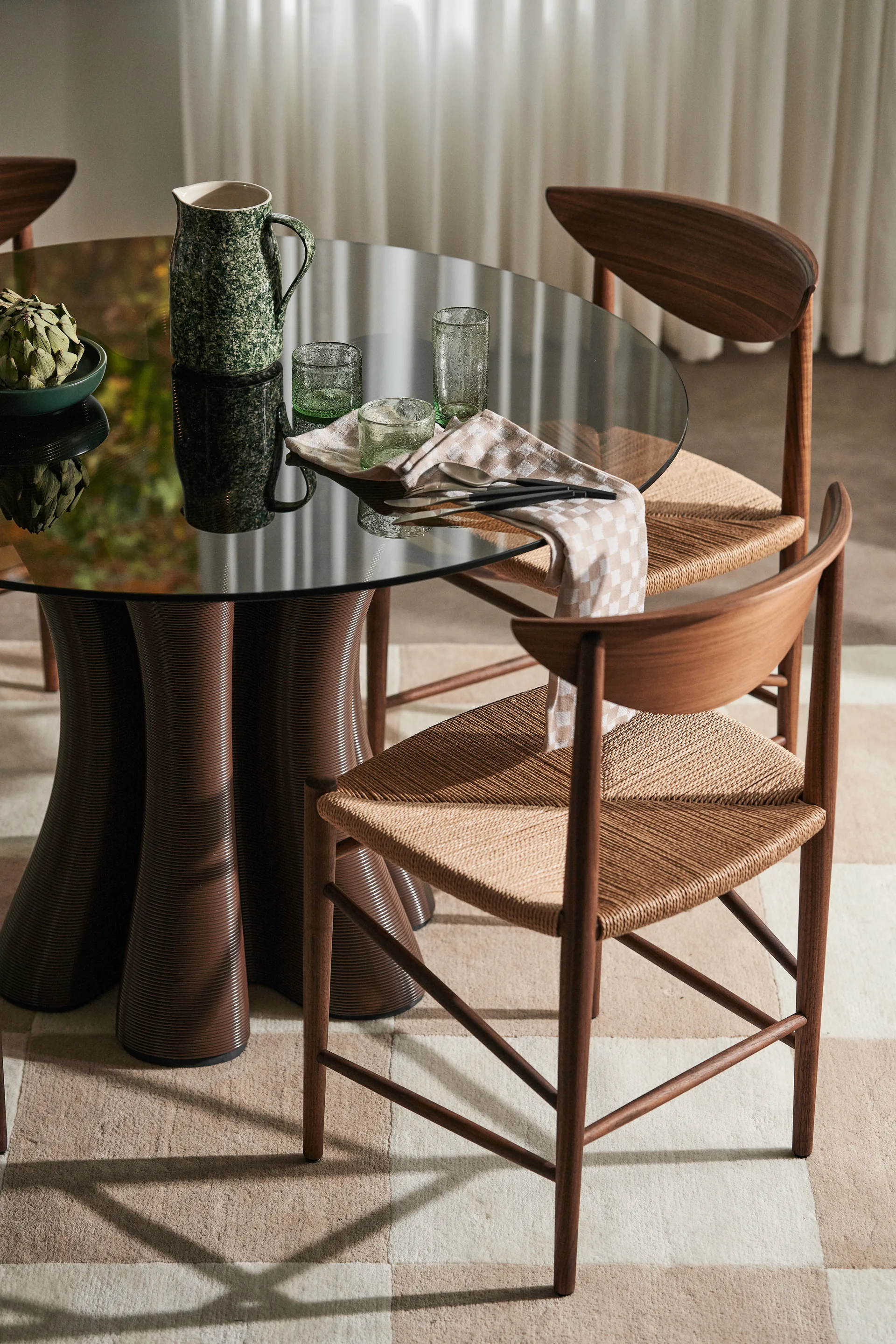 Drawn stol HM3, Valnød &Tradition