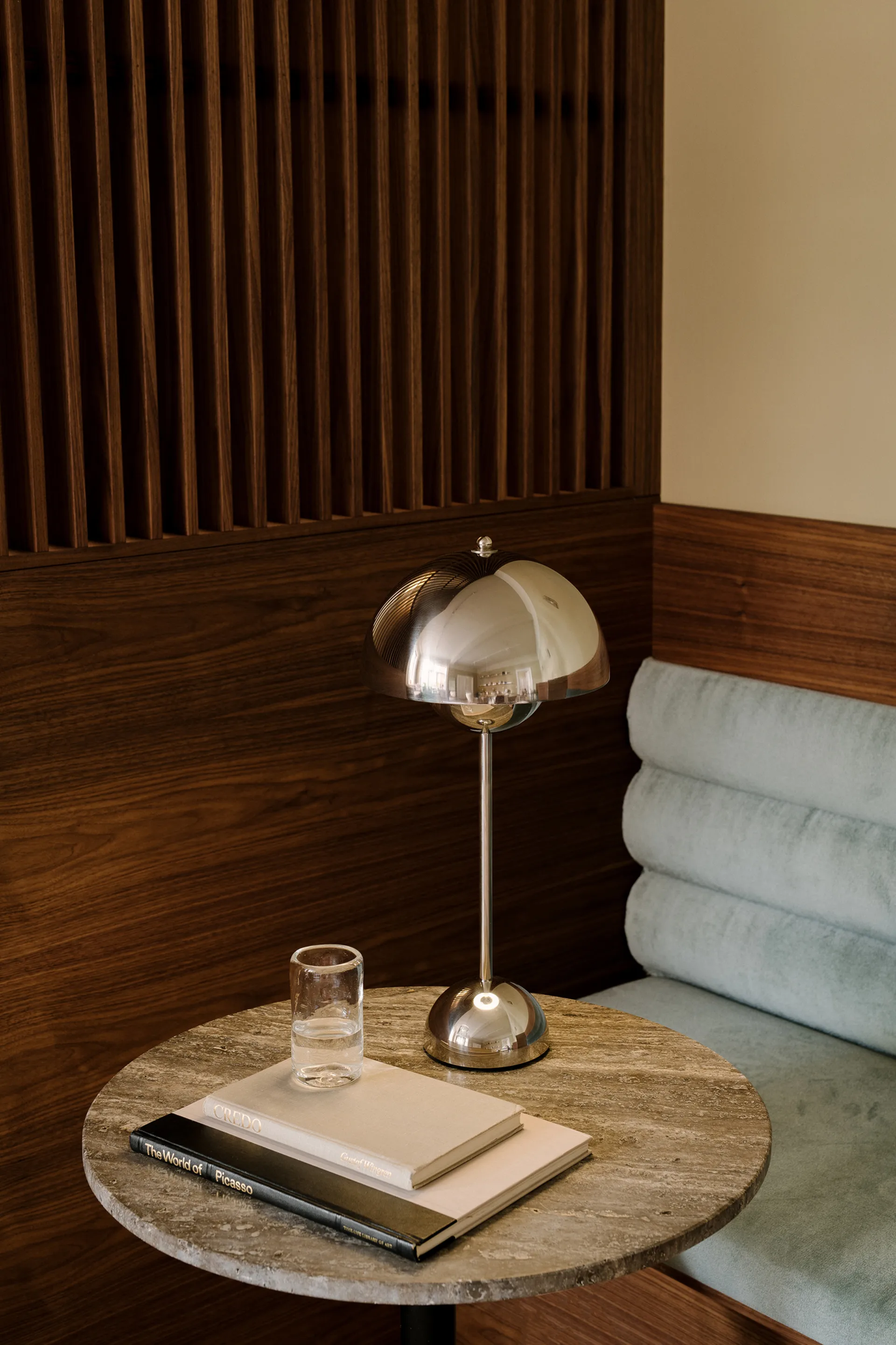 FlowerPot bordlampe VP3, Brass-plated &Tradition
