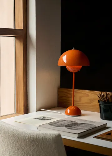 FlowerPot bordlampe VP3 - Zesty orange - &Tradition