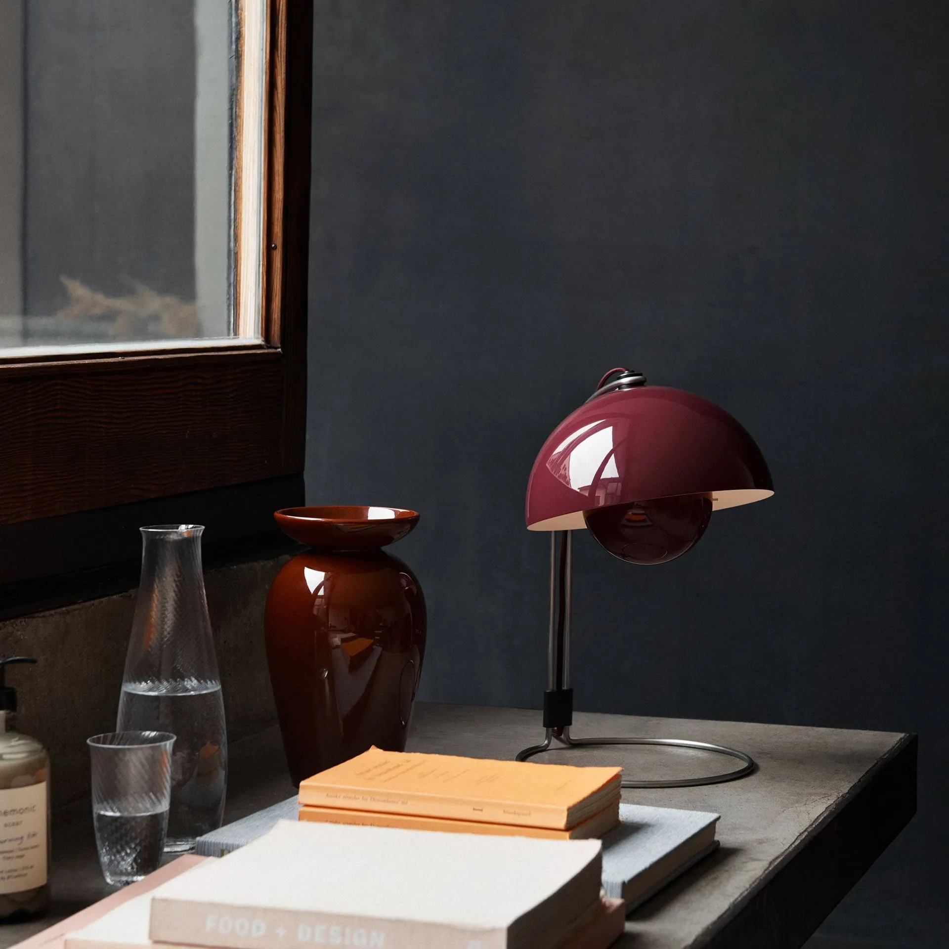 FlowerPot bordlampe VP4, Dark plum &Tradition
