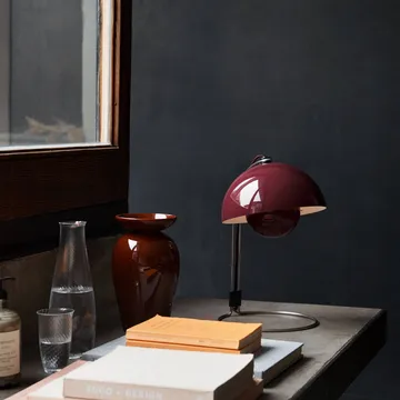 FlowerPot bordlampe VP4 - Dark plum - &Tradition
