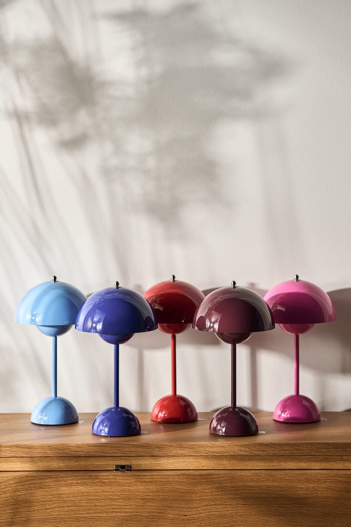 Flowerpot portable bordlampe VP9, Cobalt blue &Tradition