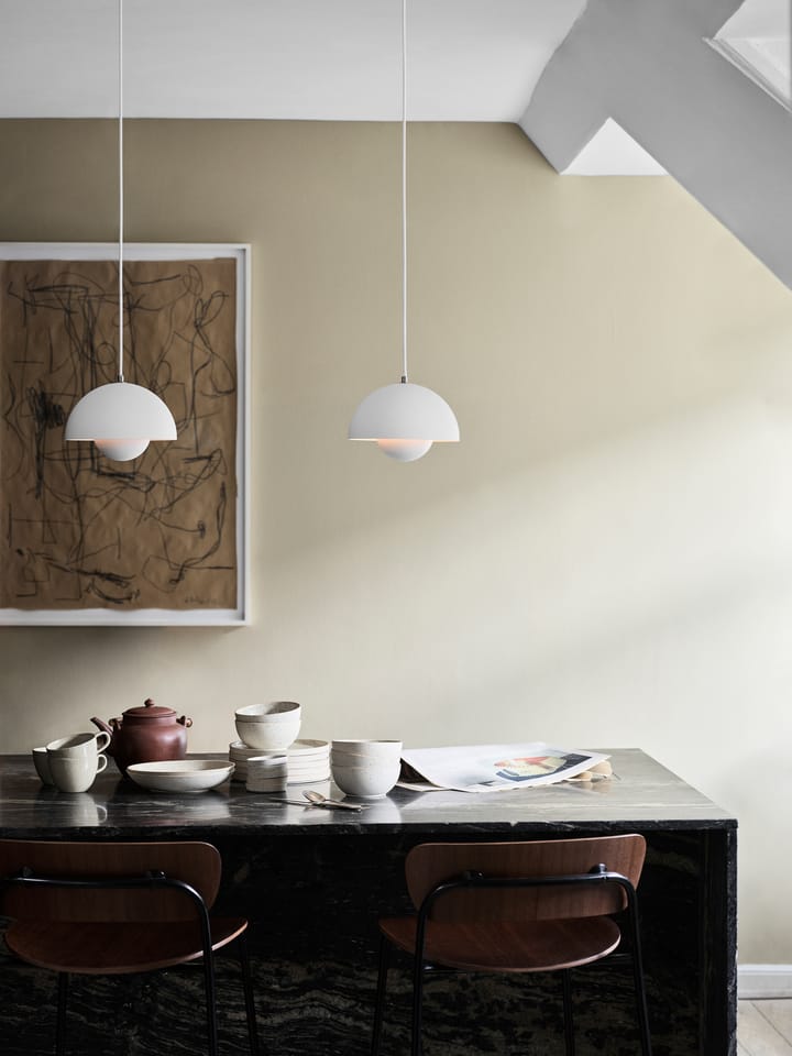 Flowerpot VP1 pendel, mat hvid &Tradition