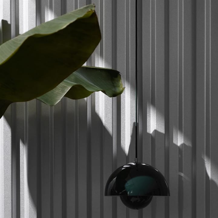 Flowerpot VP1 pendel, mørkegrøn &Tradition