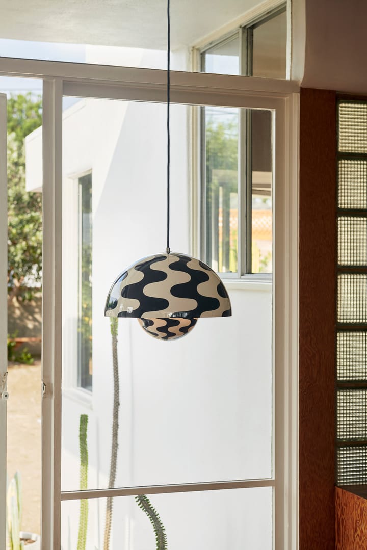 Flowerpot VP7 pendel, Black/White pattern &Tradition