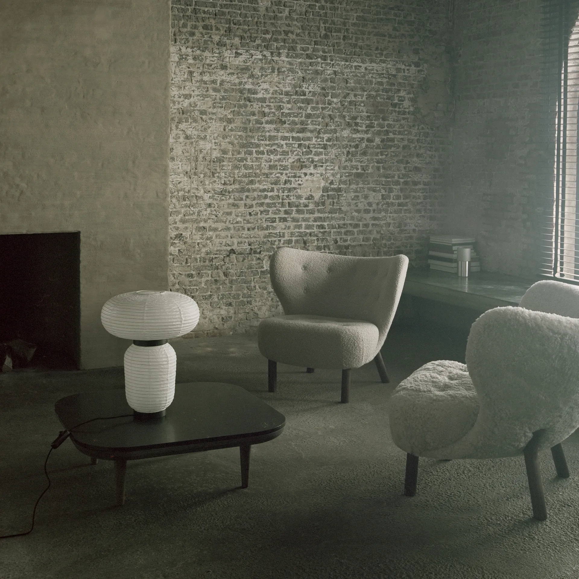 Formakami JH18 bordlampe, ivory white &Tradition