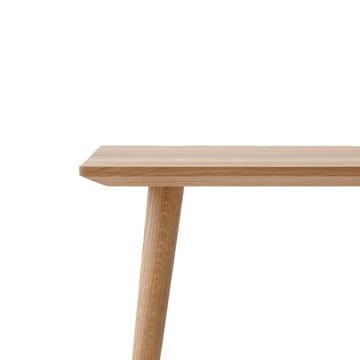 In Between sofabord SK24 90x90 cm - Olieret eg - &Tradition