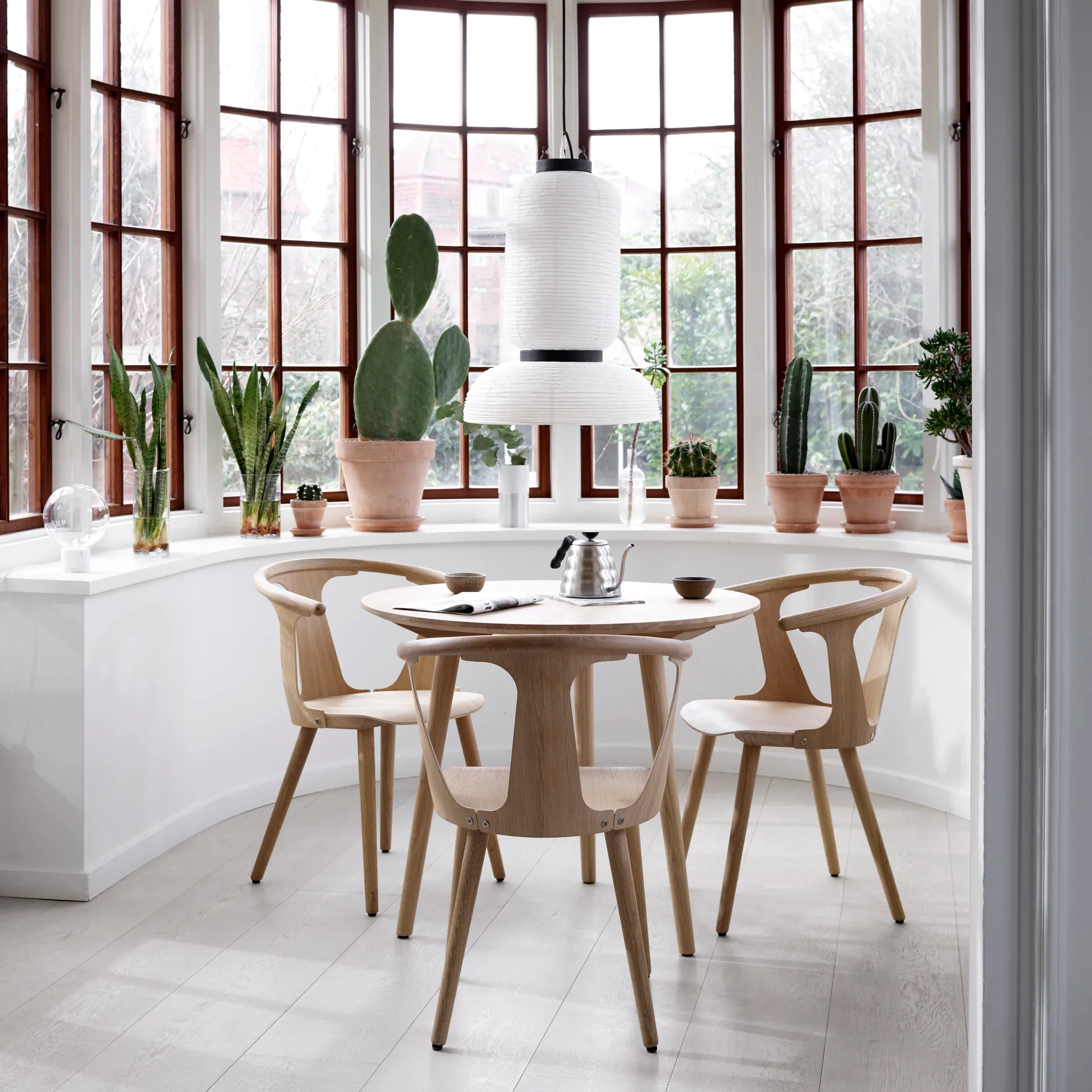 In Between stol SK1, Olieret eg &Tradition