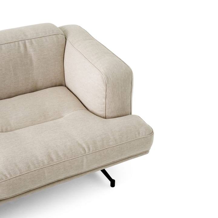 Inland AV22 2-personers sofa, Clay 0011/Warm black &Tradition