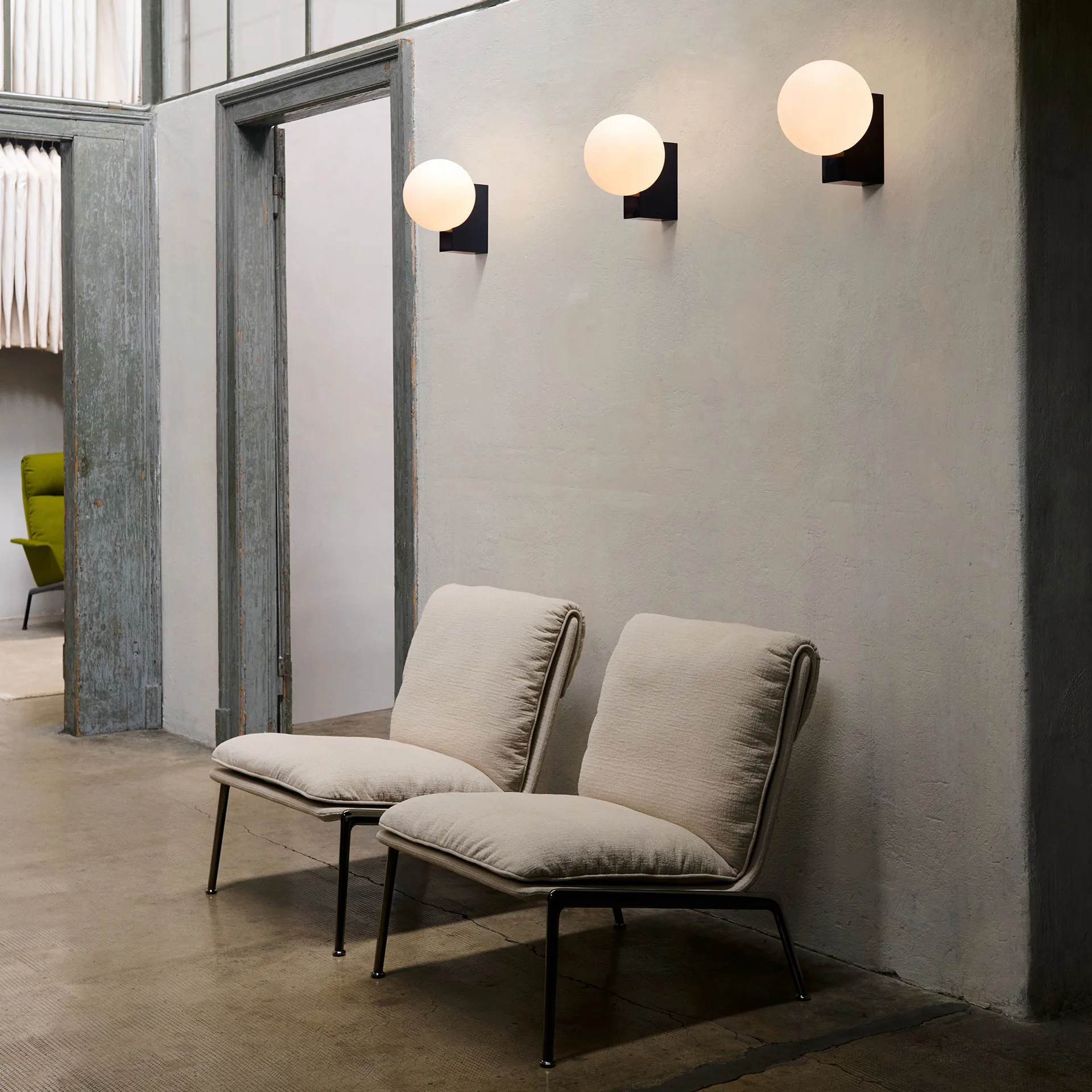 Journey SHY2 væglampe, Steel blue &Tradition