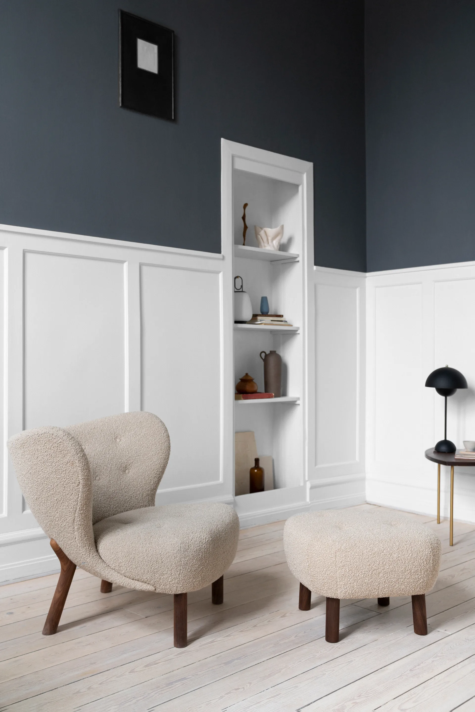 Little Petra VB1 lænestol, Olieret eg-Sheepskin honey &Tradition