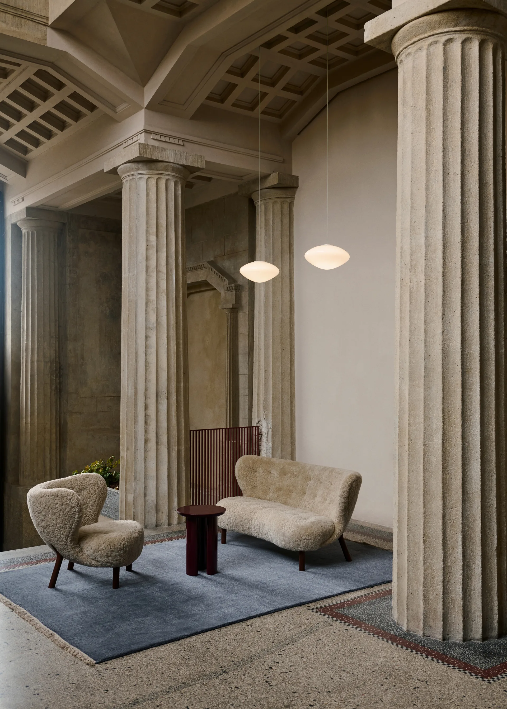 Little Petra VB2 sofa, Olieret valnød-Moonlight &Tradition