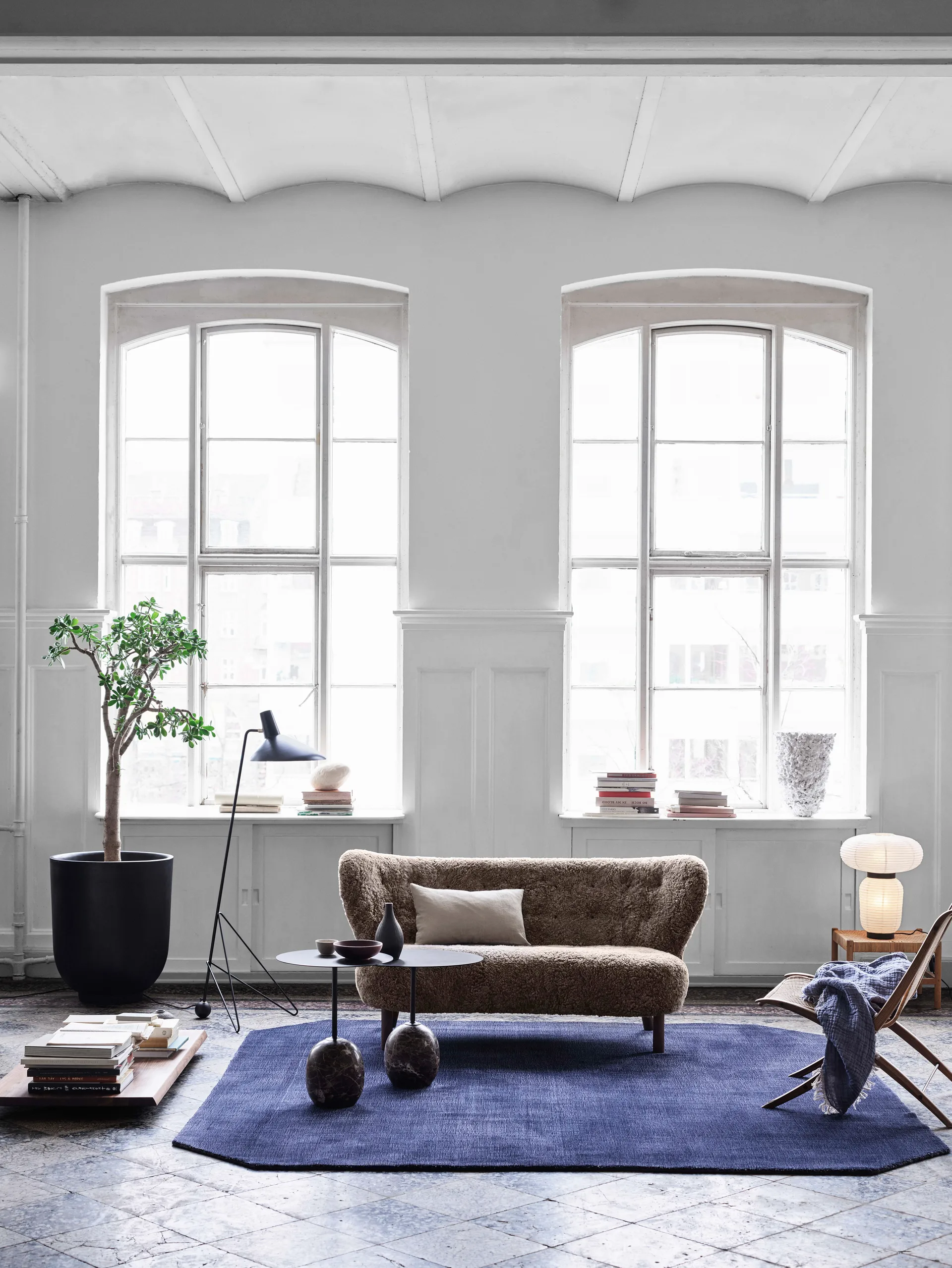 Little Petra VB2 sofa, Olieret valnød-Sahara &Tradition