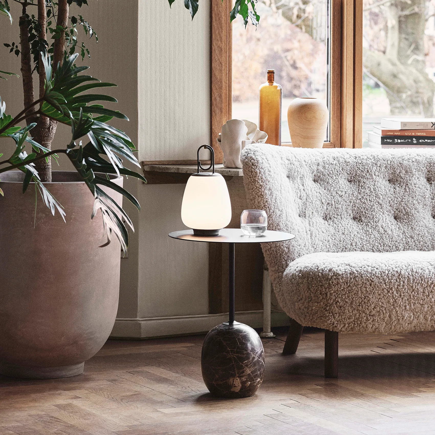 Lucca bordlampe SC51, Sort &Tradition