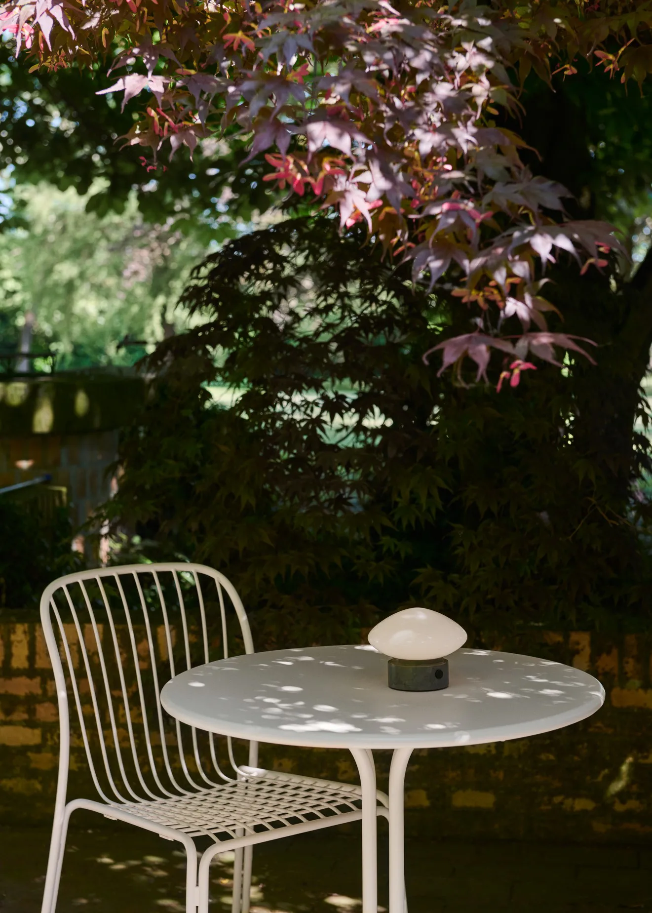 Mist AP21 portabel lampe 12 cm, Grigio Caldo-opal glass &Tradition