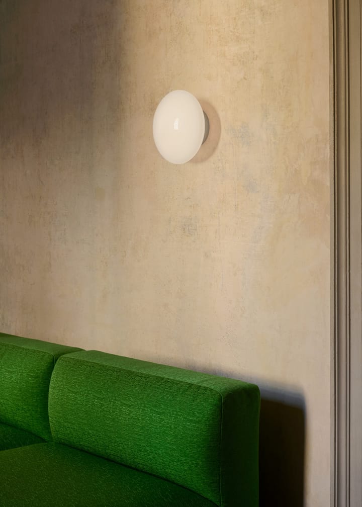 Mist AP22 loftlampe/væglampe Ø25 cm, White-opal glass &Tradition