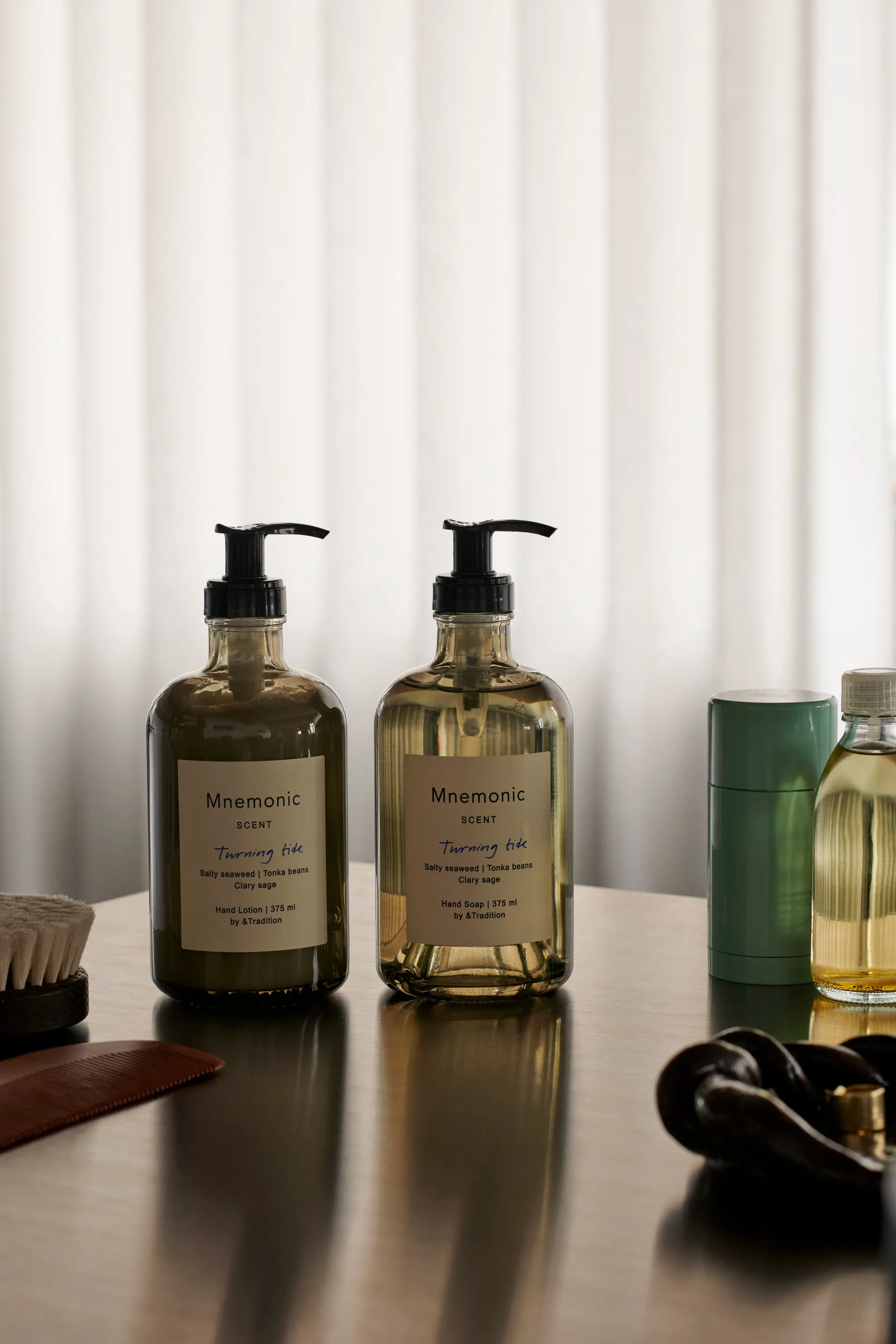 Mnemonic MNC1 håndsæbe 375 ml, Turning tide &Tradition