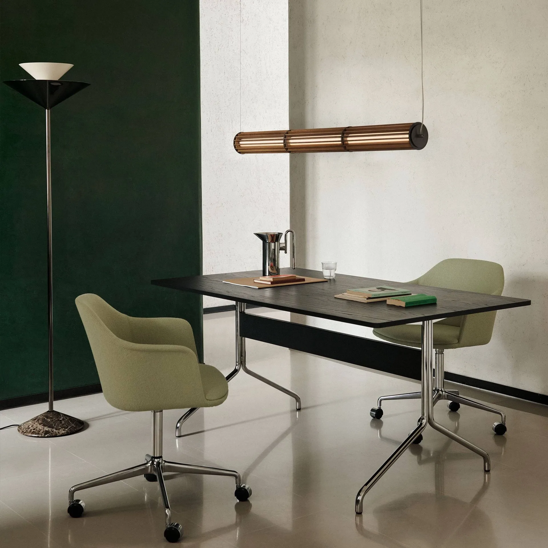 Numbra TY1 pendel lampe, Lakeret eg-trumlet aluminium &Tradition