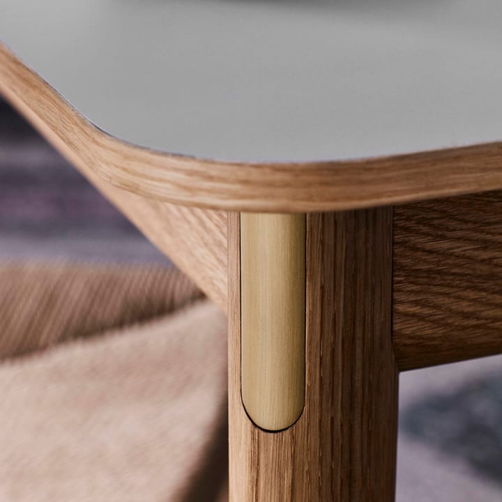 Patch HW1 spisebord, cacao orinoco, olieret understel i valnød &Tradition