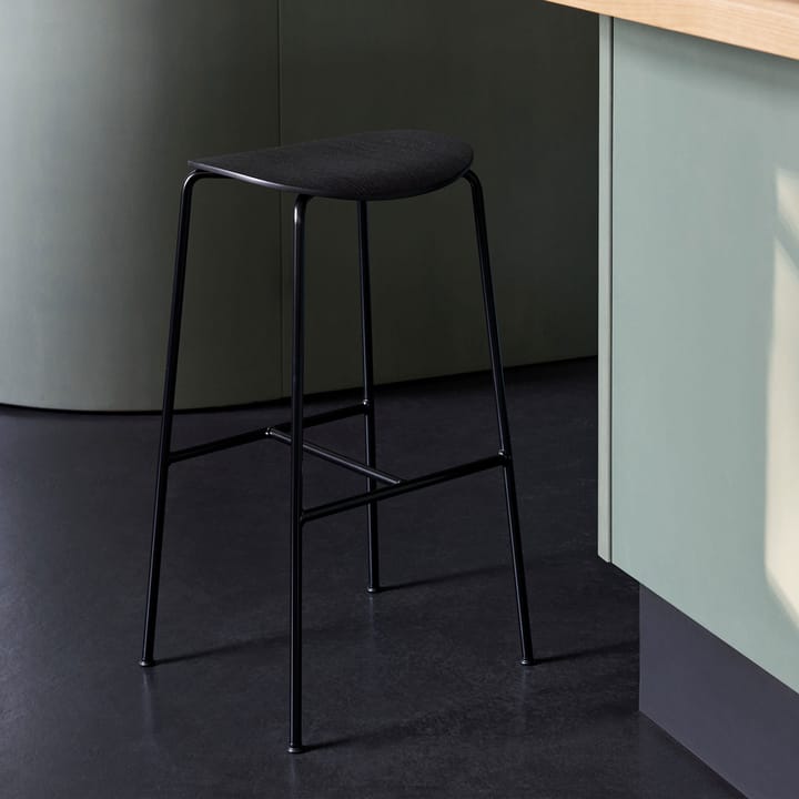 Pavilion AV37 bar skammel 68 cm, Black-black lacquered oak &Tradition