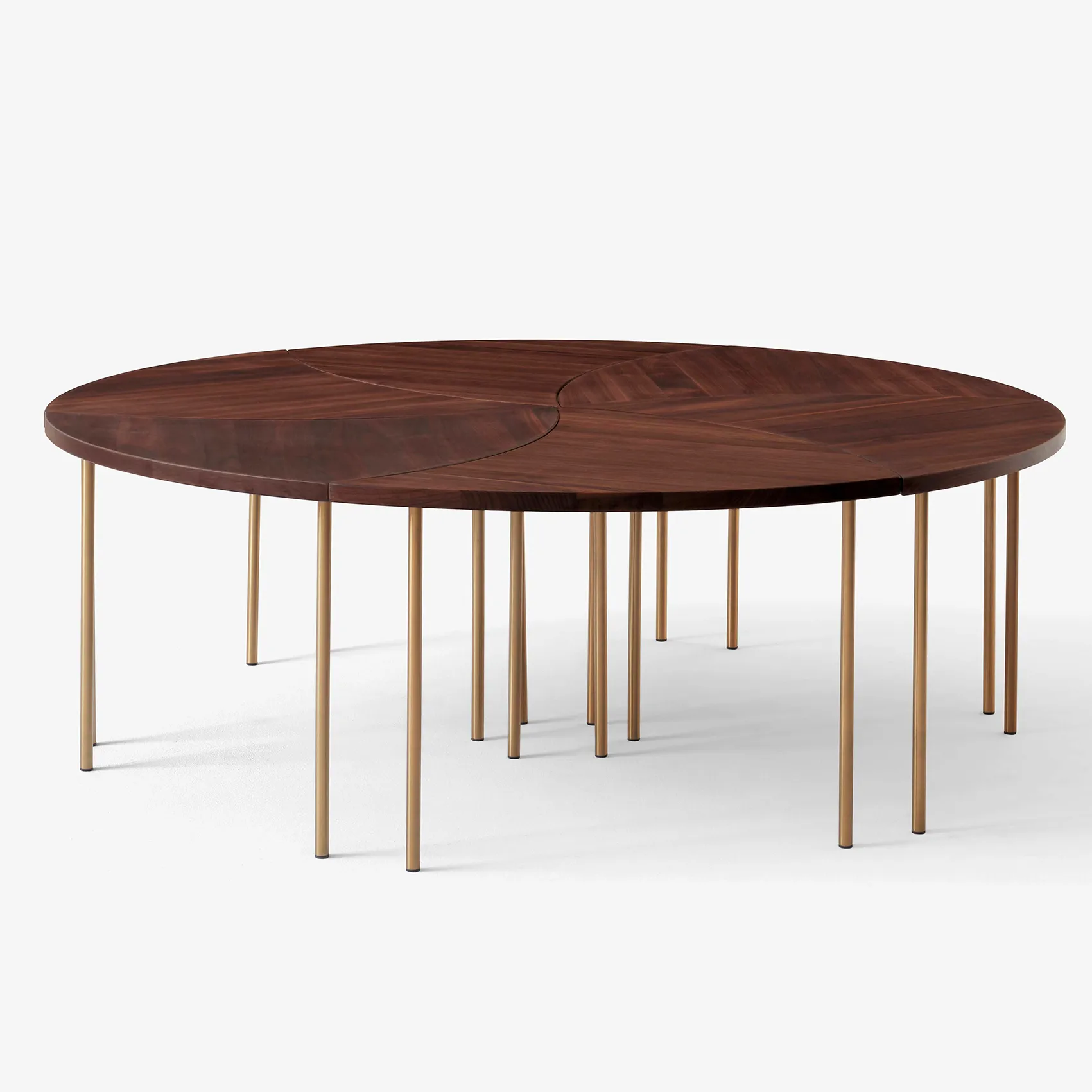 Pinwheel sidebord HM7, Valnød &Tradition