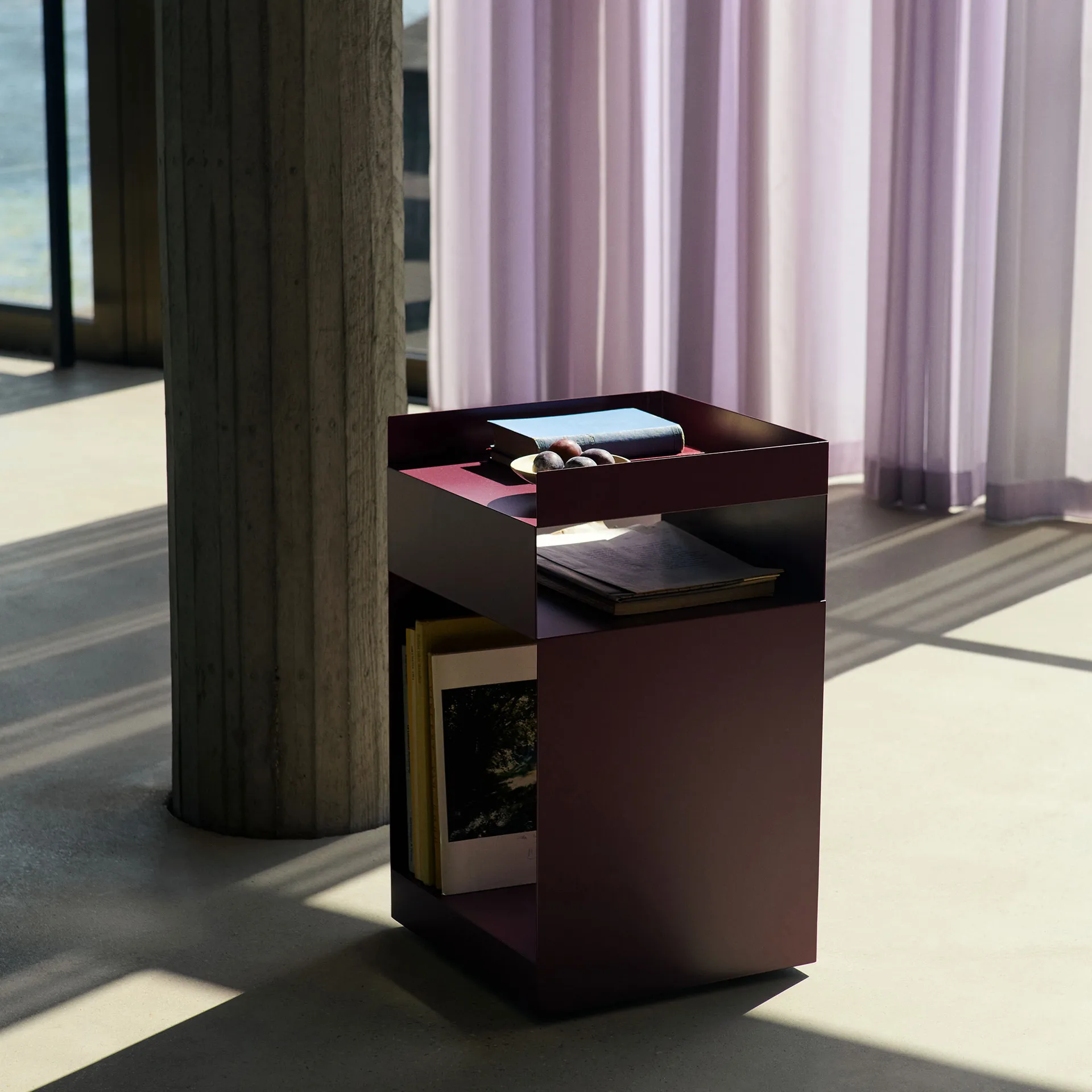 Rotate SC73 serveringsvogn, Dark plum &Tradition