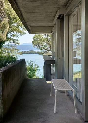 Thorvald SC112 bænk - Ivory, 125 cm - &Tradition