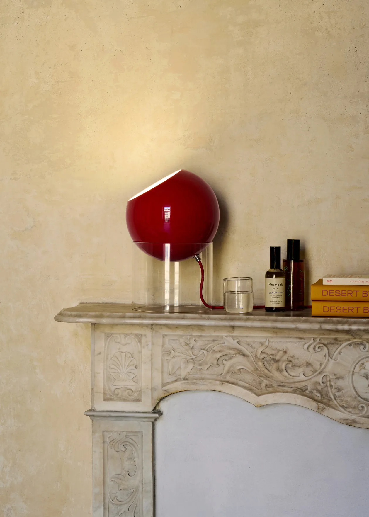 Topan VP13 bordlampe 31,5 cm, Clear-vermilion red &Tradition