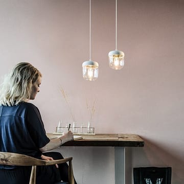 Acorn lampeskærm hvid - poleret messing - Umage