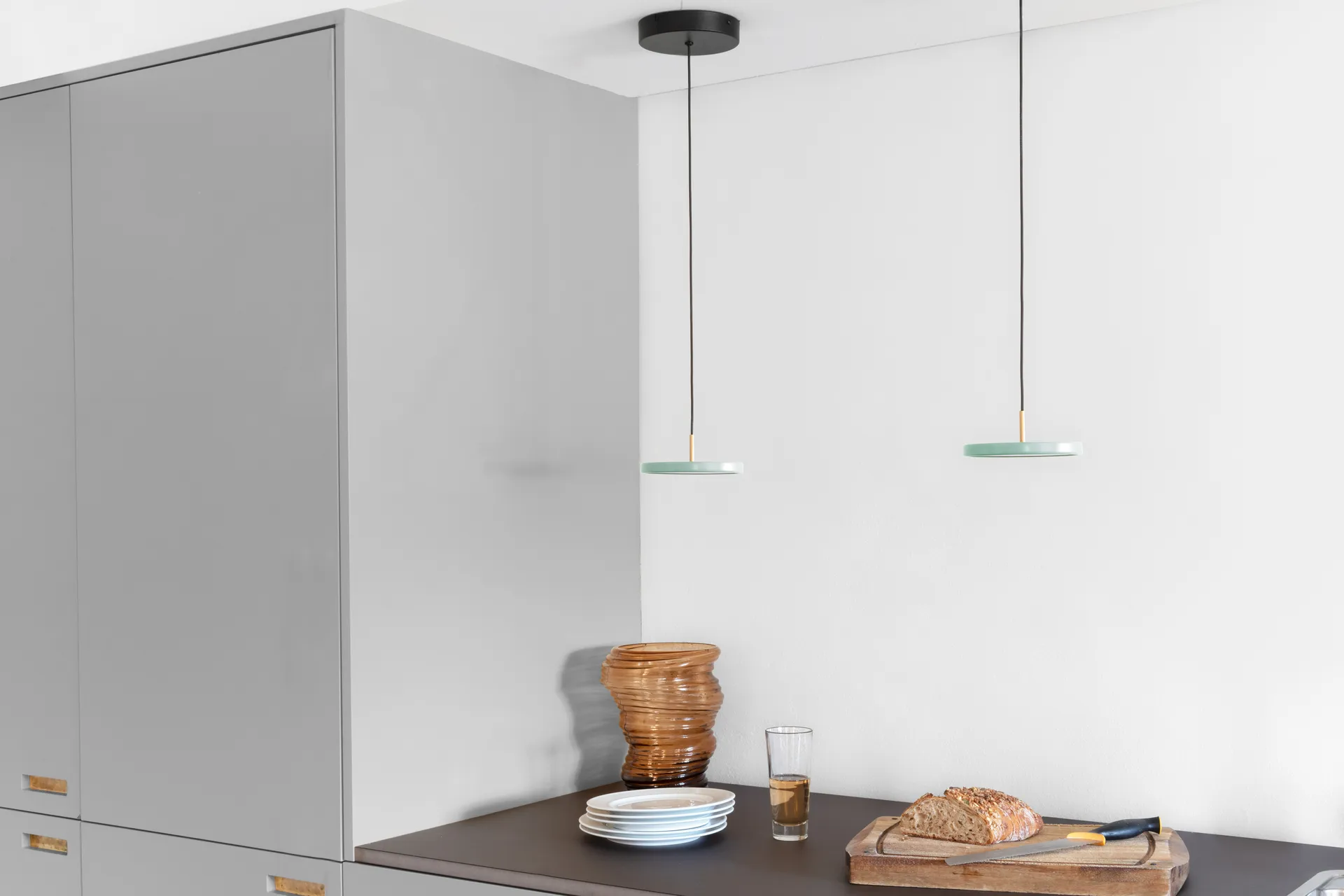 Asteria Micro loftslampe, Nuance Olive Umage