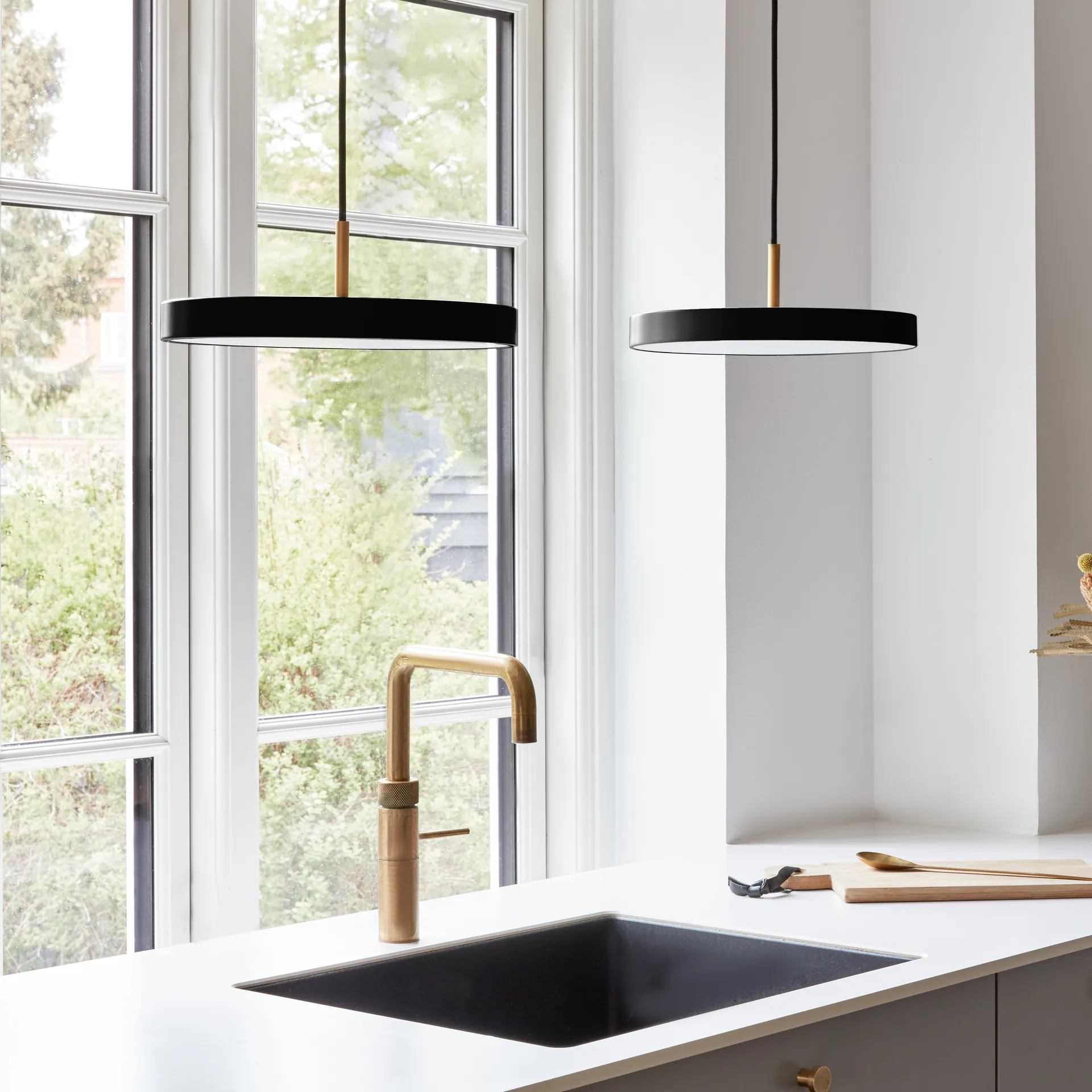 Asteria Mini loftslampe, Black Umage