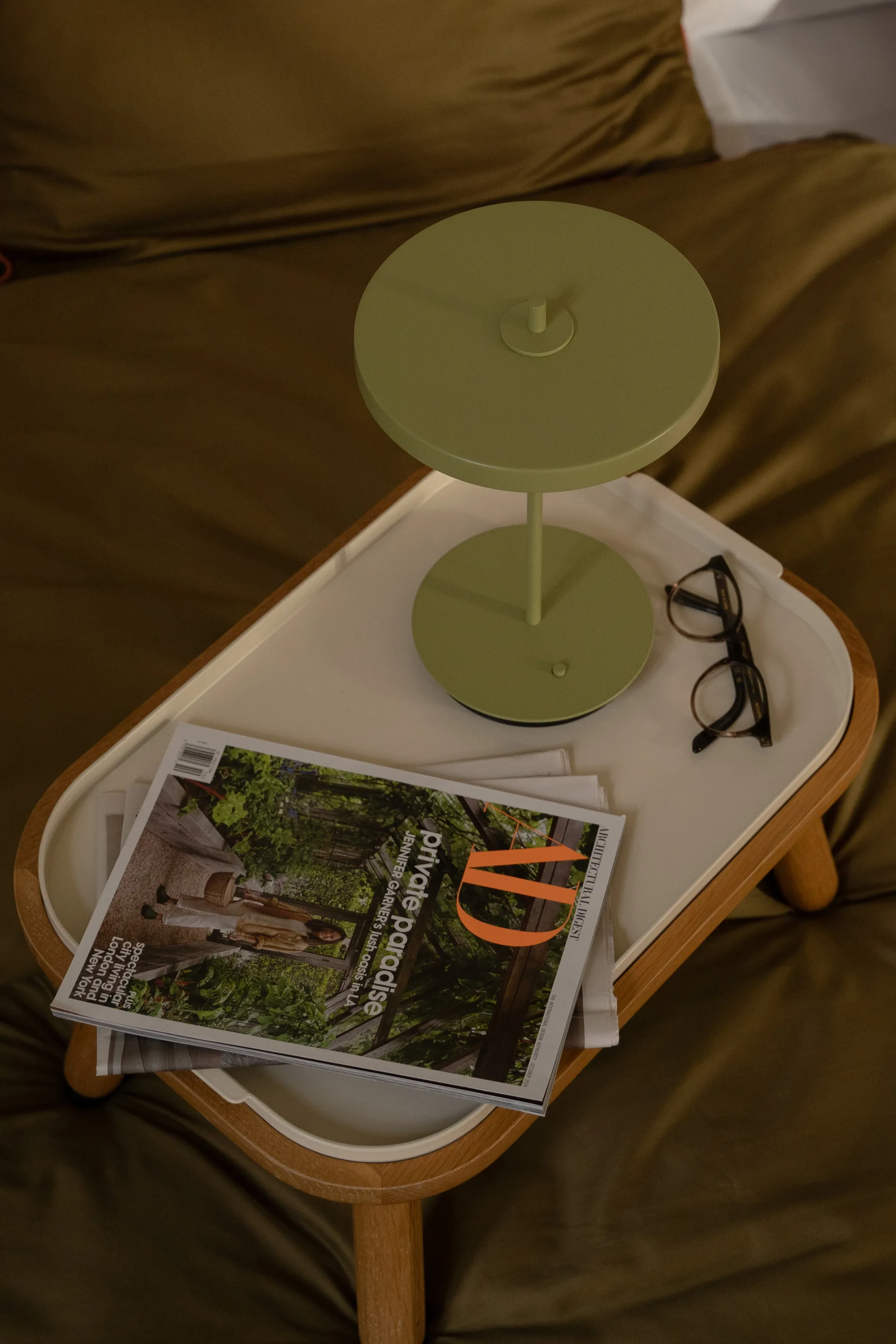 Asteria Move portabel bordlampe, Monochrome-leaf Umage