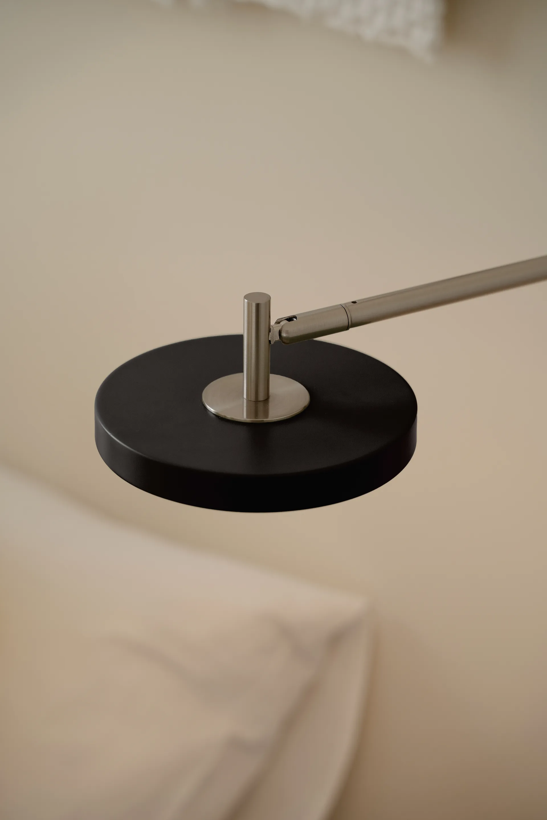 Asteria Wall væglampe, Short, Black-chrome Umage