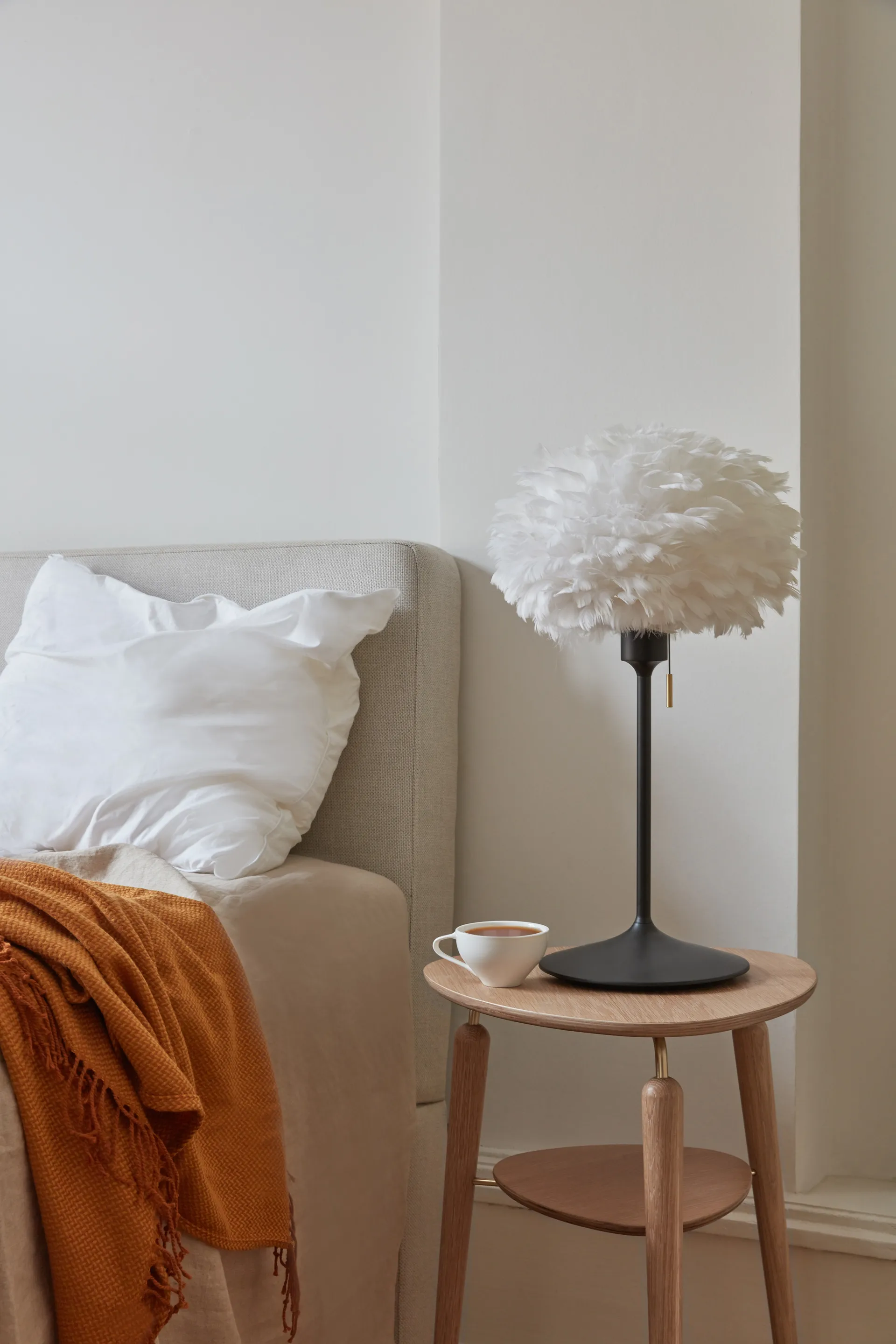 Eos bordlampe mini, Hvid-Sort Umage