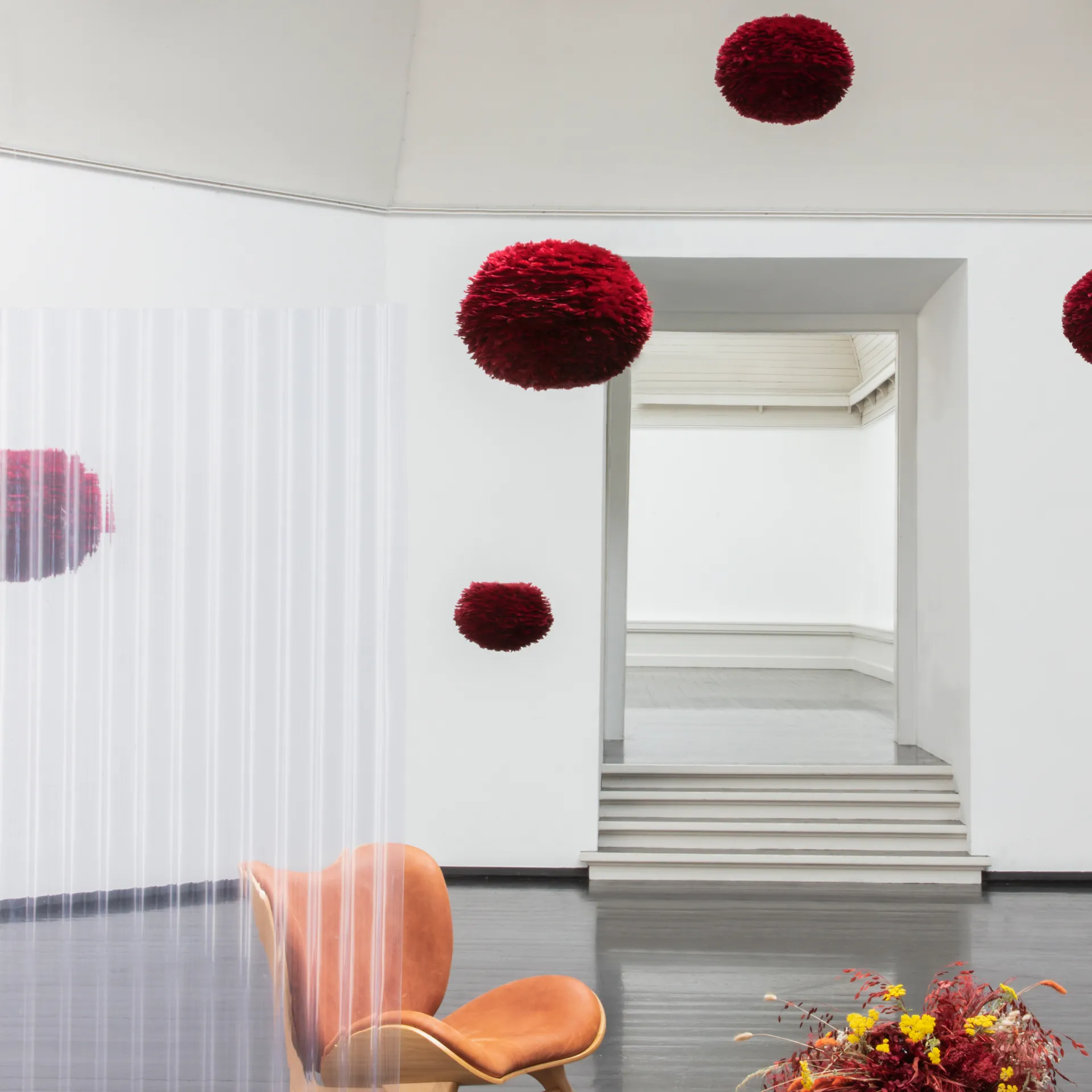 Eos lampe rød, Large Ø65 cm Umage