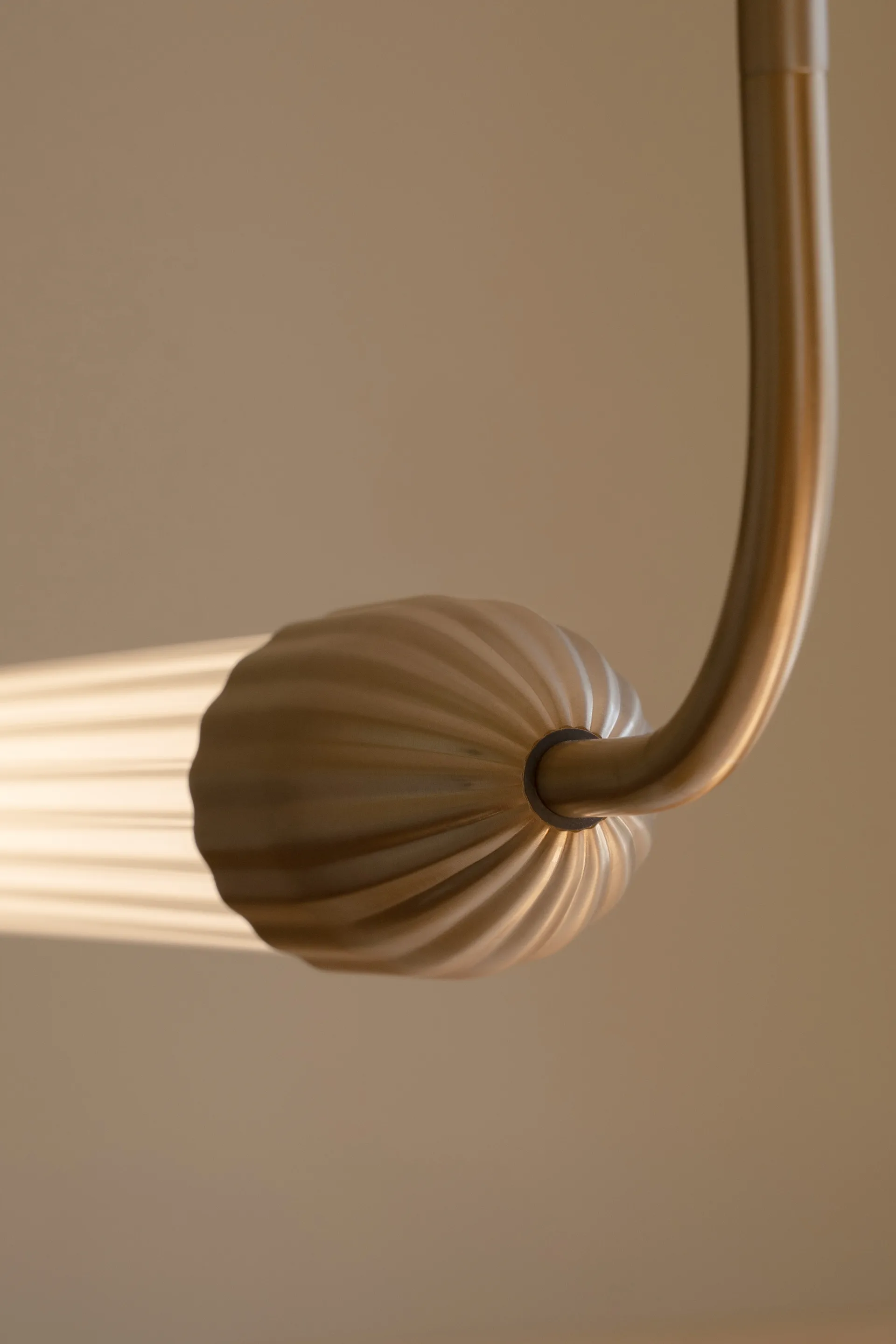 Lemon Squeeze linear pendel, Brass Umage